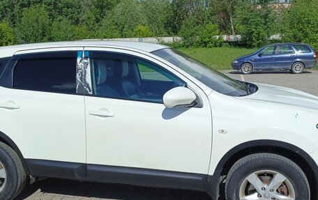 Nissan Qashqai, 2010 год, 890 000 рублей, 2 фотография