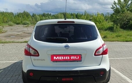 Nissan Qashqai, 2010 год, 890 000 рублей, 3 фотография