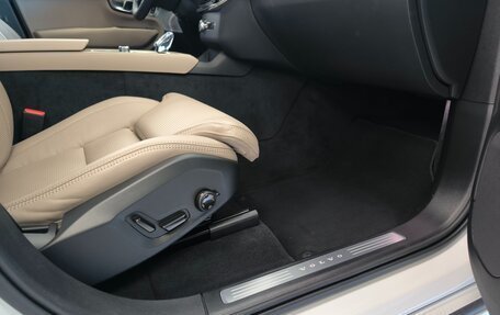 Volvo XC90 II рестайлинг, 2025 год, 9 500 000 рублей, 13 фотография