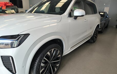 Volvo XC90 II рестайлинг, 2025 год, 9 500 000 рублей, 26 фотография