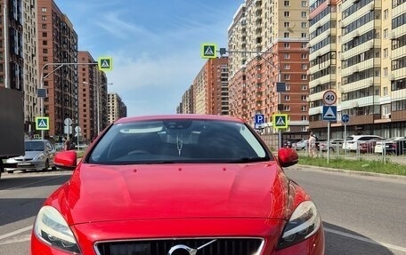 Volvo V40 II рестайлинг, 2016 год, 1 585 000 рублей, 2 фотография