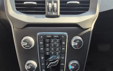 Volvo V40 II рестайлинг, 2016 год, 1 585 000 рублей, 36 фотография
