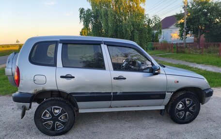Chevrolet Niva I рестайлинг, 2005 год, 320 000 рублей, 3 фотография