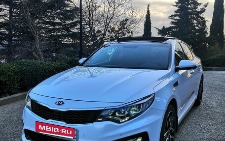 KIA Optima IV, 2018 год, 2 350 000 рублей, 10 фотография