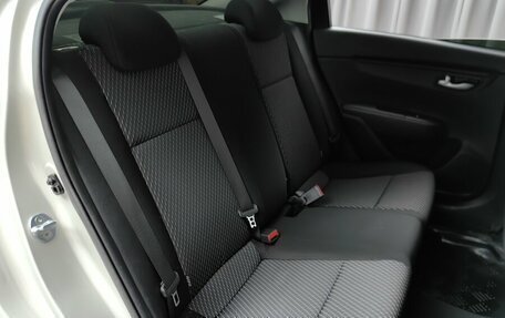 KIA Rio IV, 2018 год, 1 295 000 рублей, 9 фотография