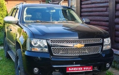 Chevrolet Tahoe III, 2012 год, 1 900 000 рублей, 1 фотография