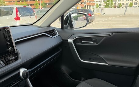 Toyota RAV4, 2019 год, 3 500 000 рублей, 7 фотография