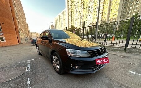 Volkswagen Jetta VI, 2016 год, 1 100 000 рублей, 2 фотография