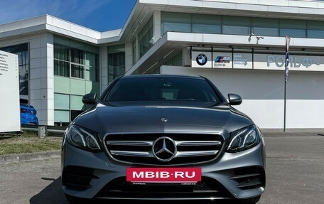 Mercedes-Benz E-Класс, 2019 год, 3 777 000 рублей, 2 фотография