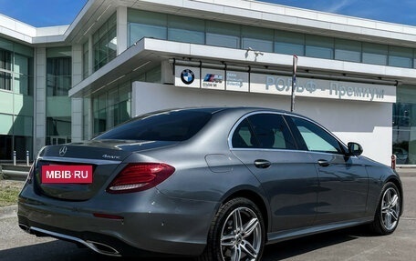 Mercedes-Benz E-Класс, 2019 год, 3 777 000 рублей, 6 фотография