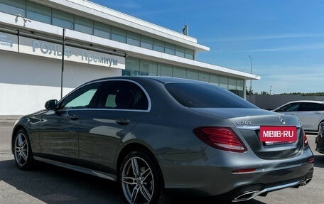 Mercedes-Benz E-Класс, 2019 год, 3 777 000 рублей, 8 фотография