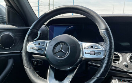Mercedes-Benz E-Класс, 2019 год, 3 777 000 рублей, 15 фотография