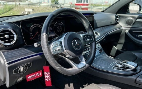 Mercedes-Benz E-Класс, 2019 год, 3 777 000 рублей, 14 фотография