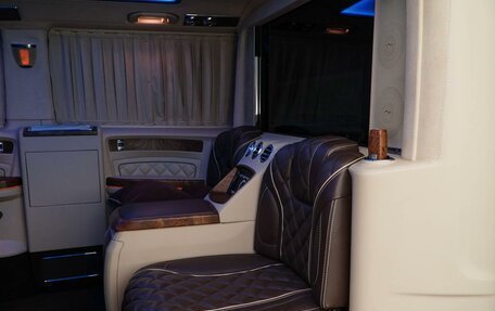 Mercedes-Benz V-Класс, 2018 год, 6 360 077 рублей, 8 фотография
