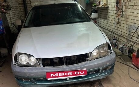 Toyota Avensis III рестайлинг, 1999 год, 160 000 рублей, 8 фотография