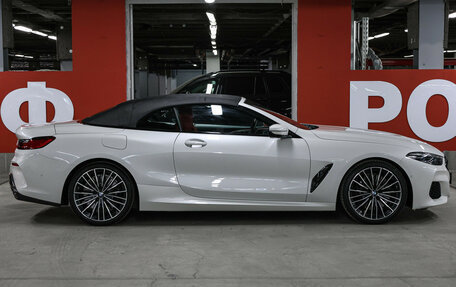BMW 8 серия, 2021 год, 10 085 000 рублей, 7 фотография