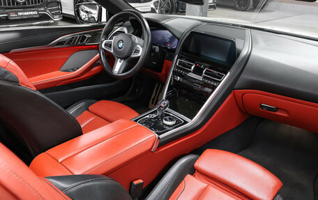 BMW 8 серия, 2021 год, 10 085 000 рублей, 15 фотография
