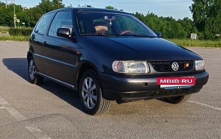 Volkswagen Polo III рестайлинг, 1998 год, 230 000 рублей, 2 фотография