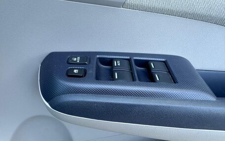 Honda Insight II рестайлинг, 2009 год, 820 000 рублей, 3 фотография