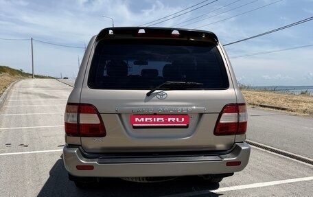 Toyota Land Cruiser 100 рестайлинг 2, 2007 год, 4 000 000 рублей, 8 фотография