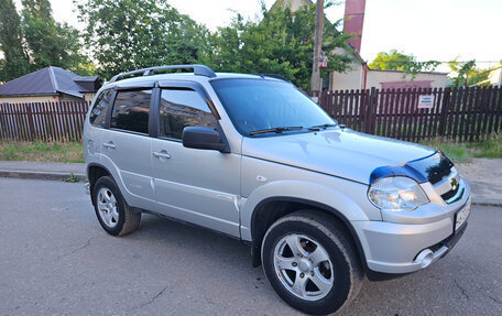 Chevrolet Niva I рестайлинг, 2013 год, 470 000 рублей, 3 фотография