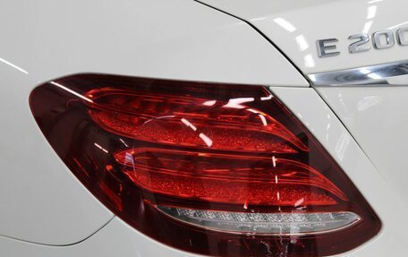 Mercedes-Benz E-Класс, 2019 год, 4 300 000 рублей, 12 фотография