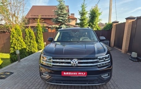 Volkswagen Teramont I, 2018 год, 4 000 000 рублей, 1 фотография