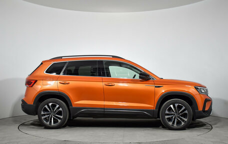 Volkswagen Taos, 2021 год, 2 448 960 рублей, 5 фотография