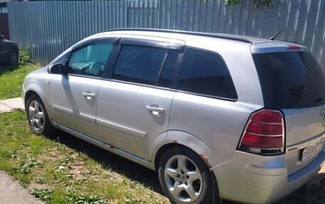 Opel Zafira B, 2007 год, 410 000 рублей, 3 фотография