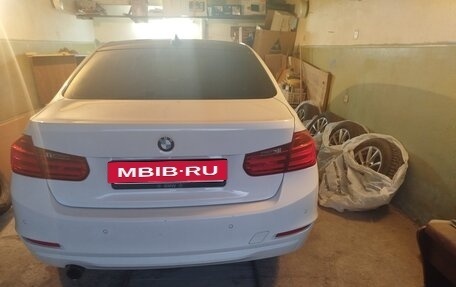 BMW 3 серия, 2013 год, 1 750 000 рублей, 14 фотография