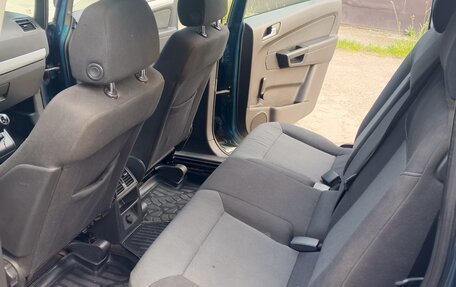 Opel Zafira B, 2007 год, 580 000 рублей, 35 фотография