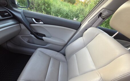Honda Accord VIII рестайлинг, 2008 год, 600 000 рублей, 11 фотография