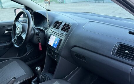 Volkswagen Polo VI (EU Market), 2013 год, 680 000 рублей, 5 фотография