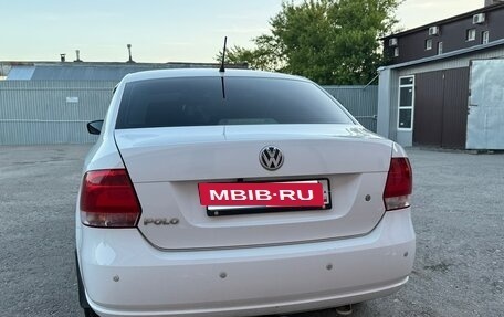 Volkswagen Polo VI (EU Market), 2013 год, 680 000 рублей, 3 фотография