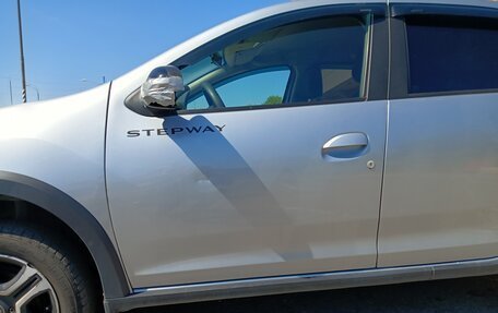 Renault Logan II, 2022 год, 888 000 рублей, 17 фотография