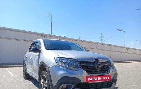 Renault Logan II, 2022 год, 888 000 рублей, 4 фотография