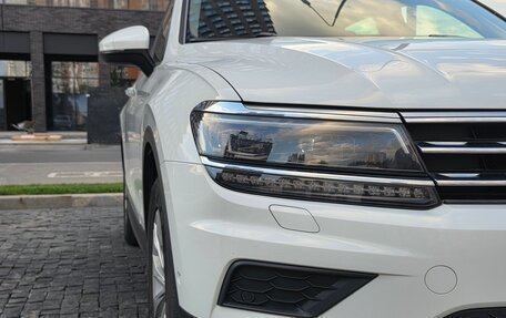 Volkswagen Tiguan II, 2019 год, 2 340 000 рублей, 7 фотография