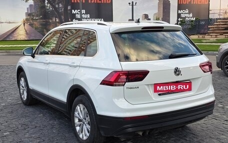 Volkswagen Tiguan II, 2019 год, 2 340 000 рублей, 4 фотография