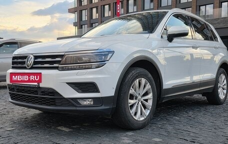 Volkswagen Tiguan II, 2019 год, 2 340 000 рублей, 8 фотография