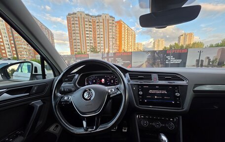 Volkswagen Tiguan II, 2019 год, 2 340 000 рублей, 23 фотография