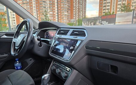 Volkswagen Tiguan II, 2019 год, 2 340 000 рублей, 20 фотография