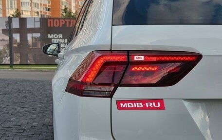 Volkswagen Tiguan II, 2019 год, 2 340 000 рублей, 10 фотография
