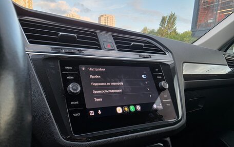 Volkswagen Tiguan II, 2019 год, 2 340 000 рублей, 26 фотография