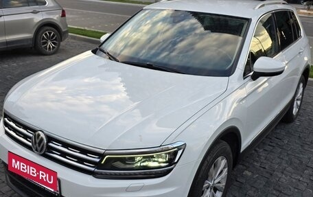 Volkswagen Tiguan II, 2019 год, 2 340 000 рублей, 31 фотография
