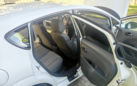 SEAT Leon II, 2010 год, 585 000 рублей, 10 фотография