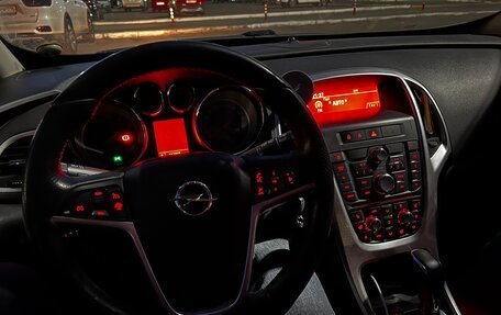 Opel Astra J, 2013 год, 580 000 рублей, 4 фотография