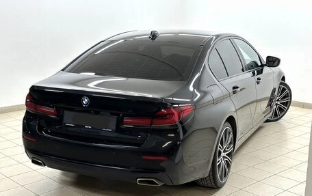 BMW 5 серия, 2020 год, 3 530 000 рублей, 3 фотография