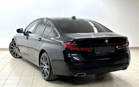 BMW 5 серия, 2020 год, 3 530 000 рублей, 4 фотография