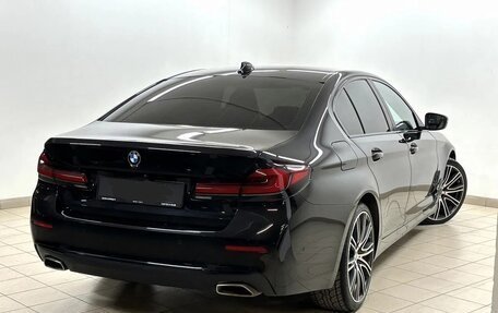 BMW 5 серия, 2020 год, 3 530 000 рублей, 6 фотография