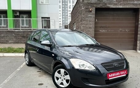 KIA cee'd I рестайлинг, 2007 год, 430 000 рублей, 2 фотография